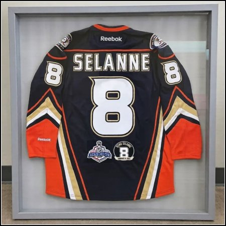 Selänne pelipaita kehys